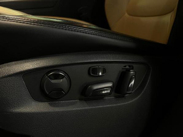 Volkswagen Touareg II с пробегом 2012 года, цена 2 160 000 рублей, 208771 км, внедорожник, Автокод Объявления