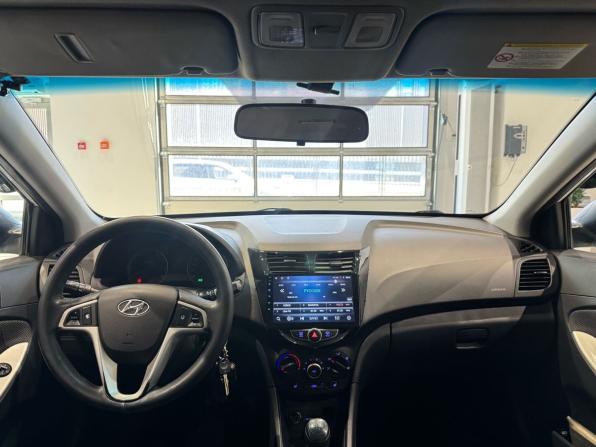 Hyundai Solaris I с пробегом 2012 года, цена 572 000 рублей, 248631 км, хэтчбек, Автокод Объявления