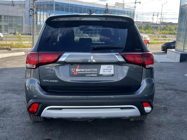 Mitsubishi Outlander III Рестайлинг 3 с пробегом 2020 года, цена 2 695 000 рублей, 93148 км, внедорожник, Автокод Объявления