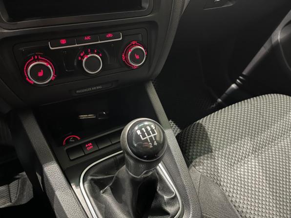 Volkswagen Jetta VI с пробегом 2012 года, цена 925 000 рублей, 188000 км, седан, Автокод Объявления