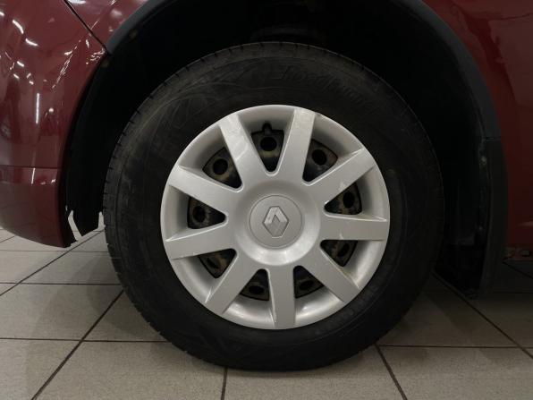 Renault Sandero I с пробегом 2011 года, цена 579 000 рублей, 212765 км, хэтчбек, Автокод Объявления