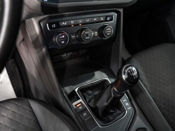 Volkswagen Tiguan II с пробегом 2020 года, цена 1 980 000 рублей, 85277 км, внедорожник, Автокод Объявления