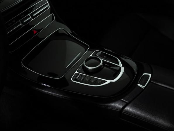 Mercedes-Benz E-Класс V (W213 S213 C238) с пробегом 2020 года, цена 2 619 808 рублей, 97246 км, седан, Автокод Объявления