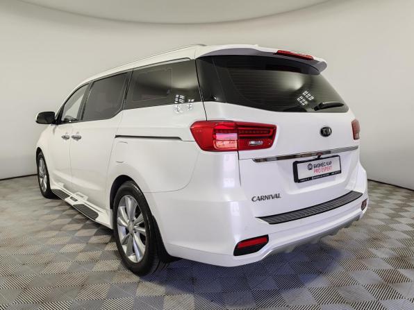 Kia Carnival III с пробегом 2018 года, цена 3 199 000 рублей, 101507 км, минивэн, Автокод Объявления