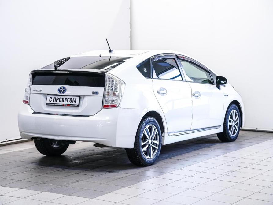 Toyota Prius III (XW30) Красноярск  - изображение 5