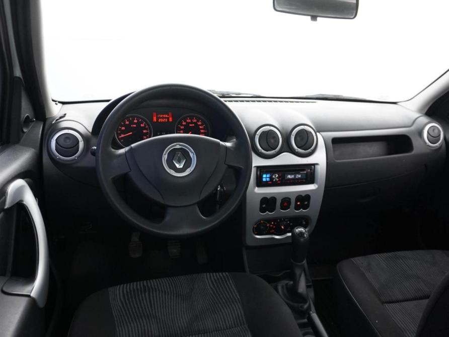 Renault Logan I Рестайлинг Москва  - изображение 6