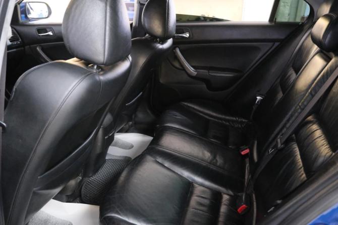 Honda Accord VII Рестайлинг с пробегом 2006 года, цена 899 000 рублей, 364000 км, седан, Автокод Объявления