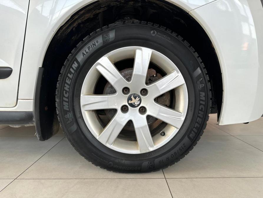 Peugeot 3008 I Москва  - изображение 18