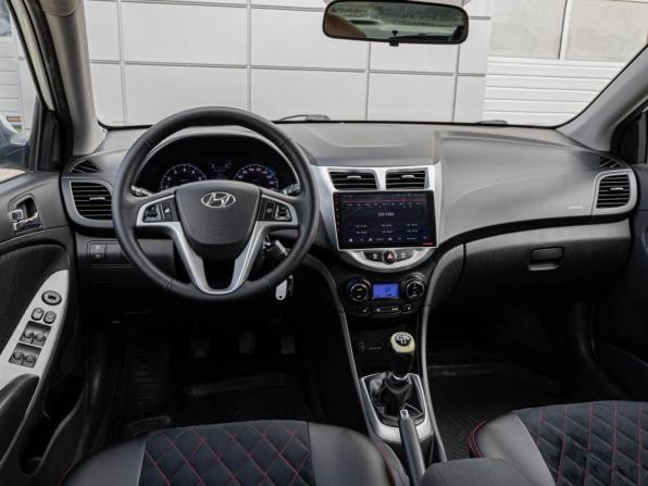 Hyundai Solaris I с пробегом 2012 года, цена 845 000 рублей, 188726 км, седан, Автокод Объявления
