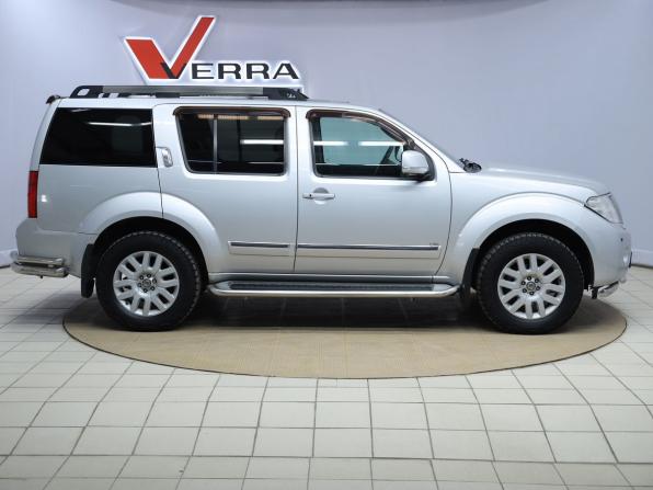 Nissan Pathfinder III Рестайлинг с пробегом 2011 года, цена 1 490 000 рублей, 238053 км, внедорожник, Автокод Объявления