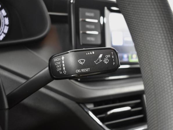 Skoda Rapid II с пробегом 2020 года, цена 1 315 200 рублей, 218112 км, лифтбек, Автокод Объявления