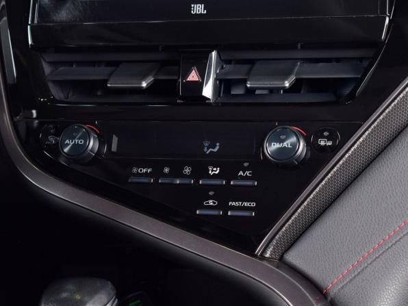 Toyota Camry VIII (XV70) Рестайлинг с пробегом 2021 года, цена 3 299 997 рублей, 73596 км, седан, Автокод Объявления