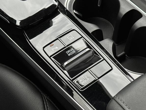 Hyundai Sonata VIII (DN8) с пробегом 2022 года, цена 3 049 000 рублей, 30133 км, седан, Автокод Объявления