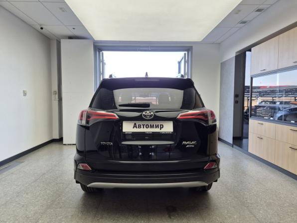 Toyota RAV4 IV (XA40) Рестайлинг с пробегом 2019 года, цена 2 950 000 рублей, 105000 км, внедорожник, Автокод Объявления