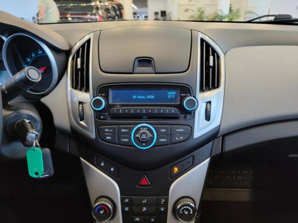 Chevrolet Cruze I Рестайлинг с пробегом 2015 года, цена 600 000 рублей, 259630 км, седан, Автокод Объявления