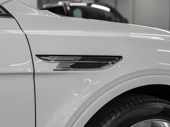 Bentley Bentayga I Рестайлинг с пробегом 2024 года, цена 25 750 000 рублей, 18342 км, внедорожник, Автокод Объявления