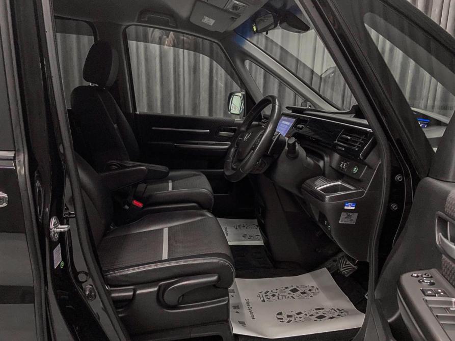 Honda Stepwgn V Красноярск  - изображение 9