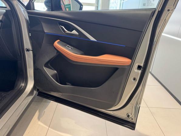 Omoda C5 I с пробегом 2023 года, цена 1 824 000 рублей, 42000 км, внедорожник, Автокод Объявления