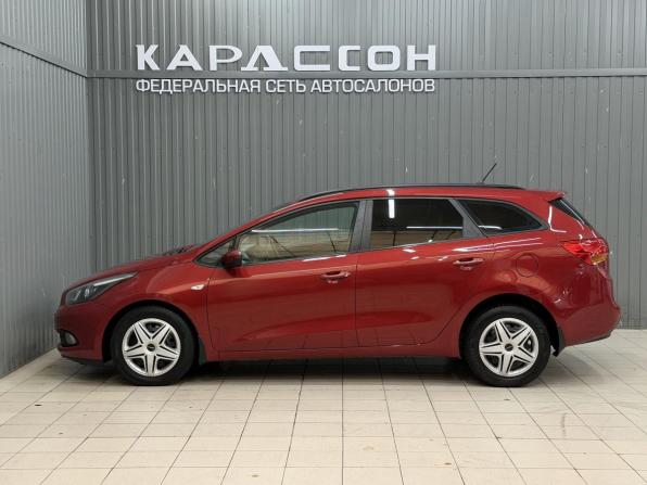 Kia Ceed II с пробегом 2012 года, цена 1 099 000 рублей, 204760 км, универсал, Автокод Объявления