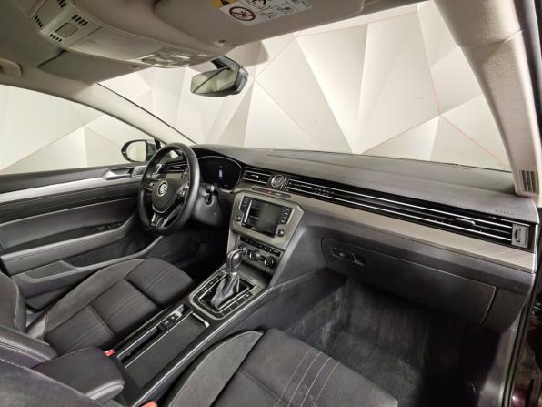 Volkswagen Passat B8 с пробегом 2017 года, цена 2 331 000 рублей, 182597 км, универсал, Автокод Объявления