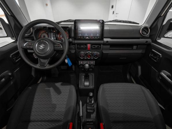 Suzuki Jimny IV с пробегом 2025 года, цена 4 400 000 рублей, 25 км, внедорожник, Автокод Объявления