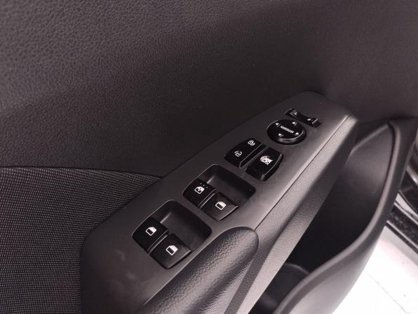 Hyundai Solaris II Рестайлинг с пробегом 2021 года, цена 1 510 000 рублей, 121100 км, седан, Автокод Объявления