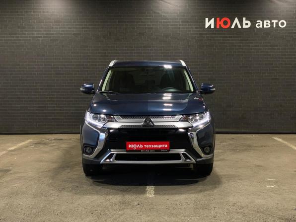 Mitsubishi Outlander III Рестайлинг 3 с пробегом 2021 года, цена 2 785 000 рублей, 68847 км, внедорожник, Автокод Объявления