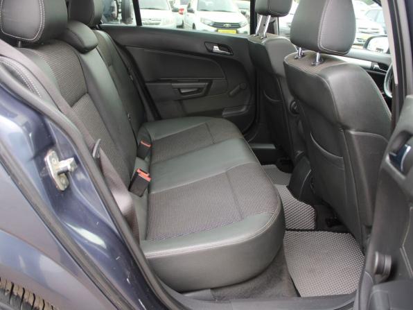 Opel Astra H Рестайлинг с пробегом 2008 года, цена 249 000 рублей, 250000 км, хэтчбек, Автокод Объявления
