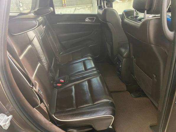 Jeep Grand Cherokee IV (WK2) Рестайлинг с пробегом 2018 года, цена 3 499 800 рублей, 190000 км, внедорожник, Автокод Объявления