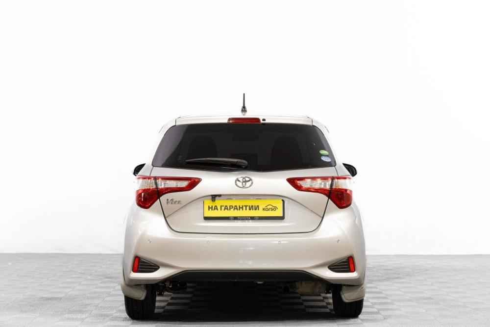 Toyota Vitz III (XP130) Рестайлинг 2 Барнаул  - изображение 6