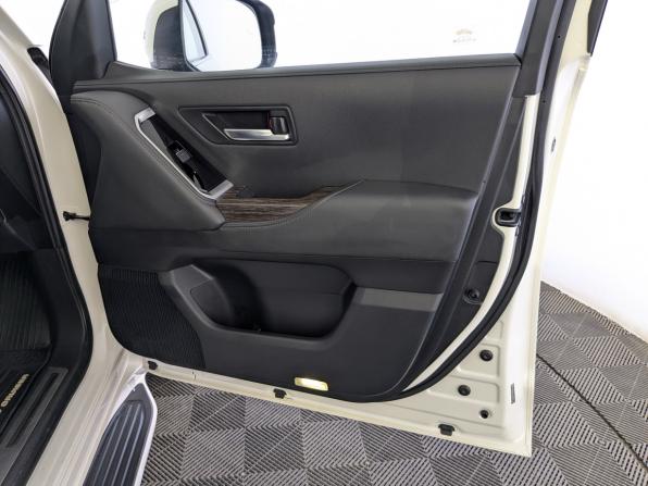 Toyota Land Cruiser 300 Series с пробегом 2021 года, цена 9 500 000 рублей, 52262 км, внедорожник, Автокод Объявления