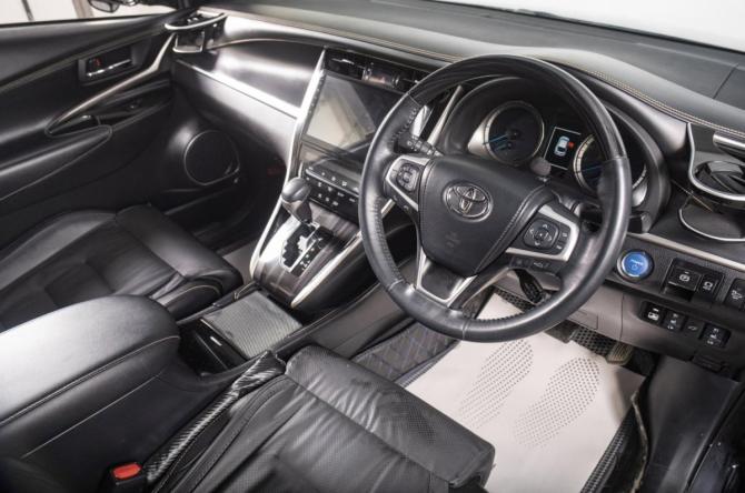 Toyota Harrier III (XU60) Рестайлинг с пробегом 2019 года, цена 3 849 000 рублей, 75000 км, внедорожник, Автокод Объявления