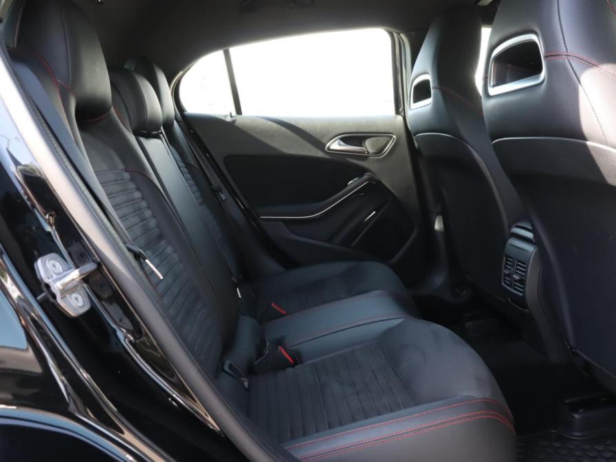 Mercedes-Benz GLA I (X156) Рестайлинг Москва  - изображение 10
