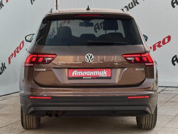Volkswagen Tiguan II с пробегом 2020 года, цена 2 780 000 рублей, 46235 км, внедорожник, Автокод Объявления