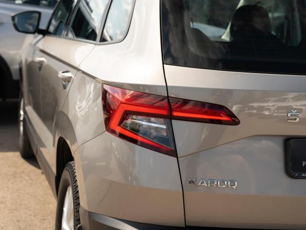 Skoda Karoq I с пробегом 2020 года, цена 2 095 000 рублей, 102110 км, внедорожник, Автокод Объявления