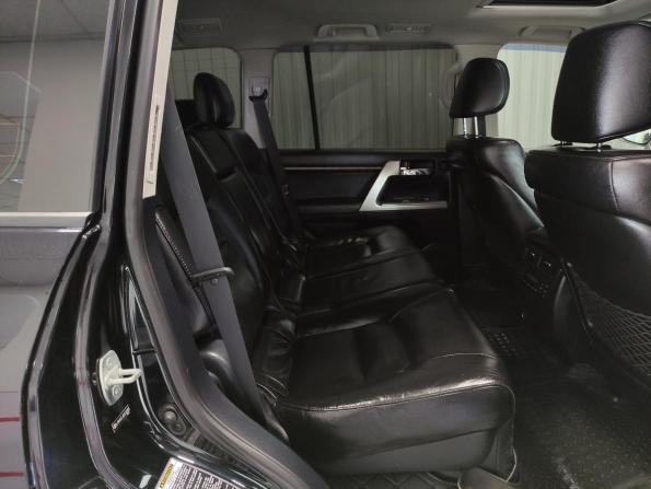 Toyota Land Cruiser 200 Series Рестайлинг 1 с пробегом 2014 года, цена 3 300 000 рублей, 365300 км, внедорожник, Автокод Объявления