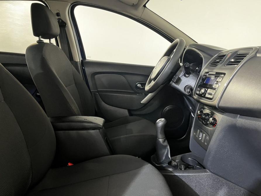 Renault Logan II Великий Новгород  - изображение 12