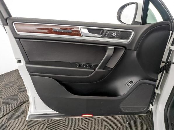 Volkswagen Touareg II Рестайлинг с пробегом 2016 года, цена 2 675 000 рублей, 147407 км, внедорожник, Автокод Объявления