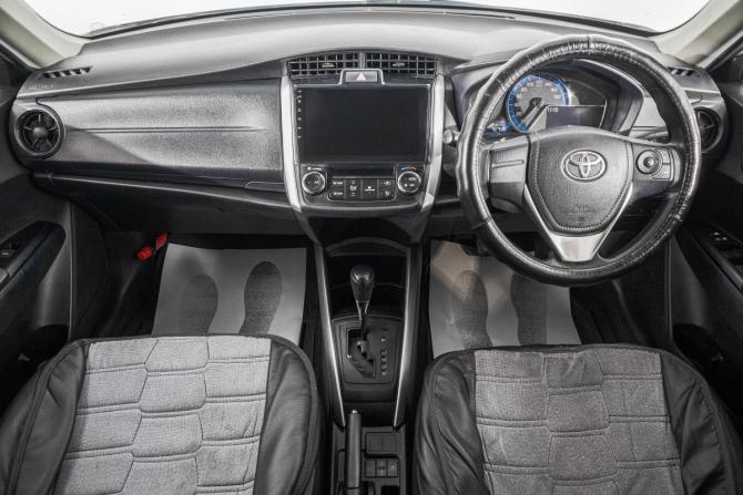Toyota Corolla XI (E160 E170) Рестайлинг 2 с пробегом 2019 года, цена 1 409 000 рублей, 193000 км, универсал, Автокод Объявления