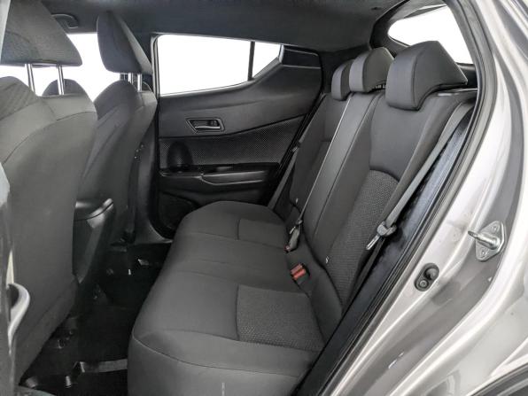 Toyota C-HR I с пробегом 2018 года, цена 1 970 000 рублей, 156834 км, внедорожник, Автокод Объявления