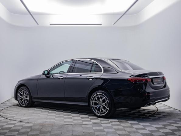 Mercedes-Benz E-Класс V (W213 S213 C238) Рестайлинг с пробегом 2021 года, цена 4 864 000 рублей, 48300 км, седан, Автокод Объявления