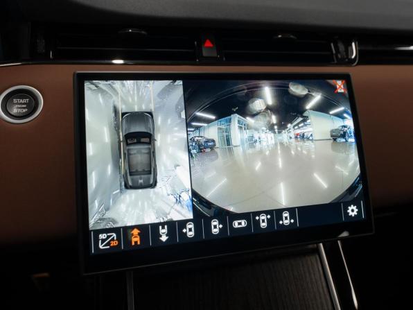 Land Rover Range Rover Evoque II Рестайлинг с пробегом 2025 года, цена 5 630 000 рублей, 11721 км, внедорожник, Автокод Объявления