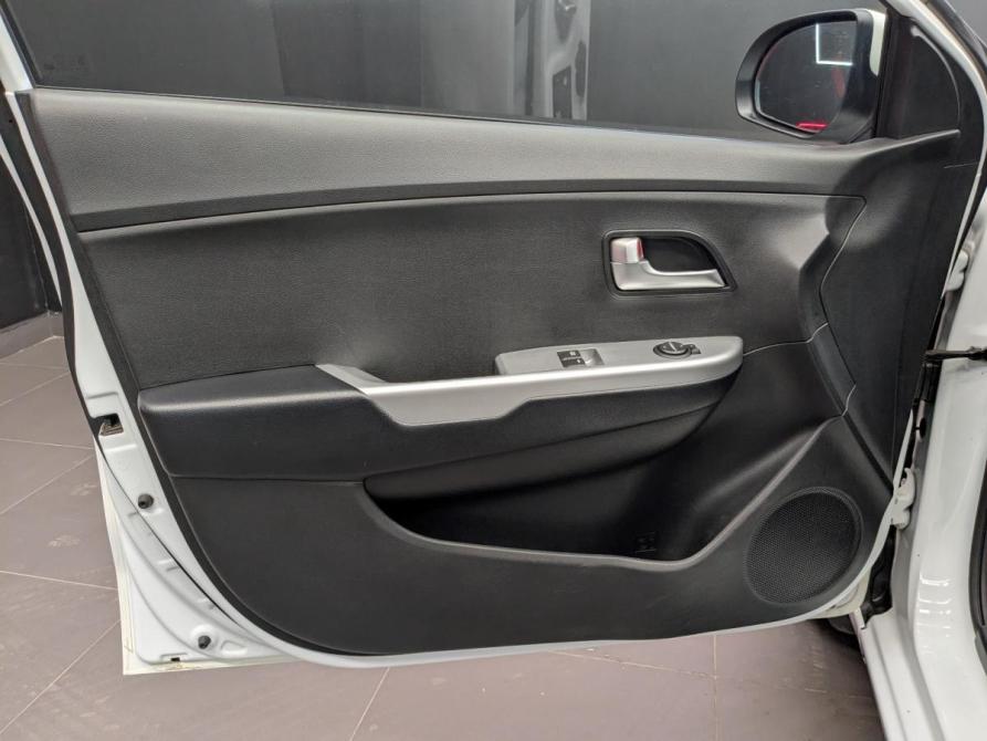Kia Rio III Рестайлинг Москва  - изображение 8