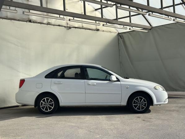 Daewoo Gentra II с пробегом 2015 года, цена 590 000 рублей, 99379 км, седан, Автокод Объявления