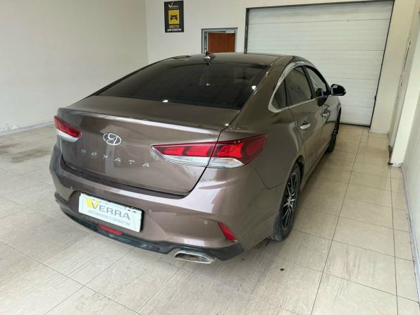 Hyundai Sonata VII (LF) Рестайлинг с пробегом 2018 года, цена 1 590 000 рублей, 153100 км, седан, Автокод Объявления