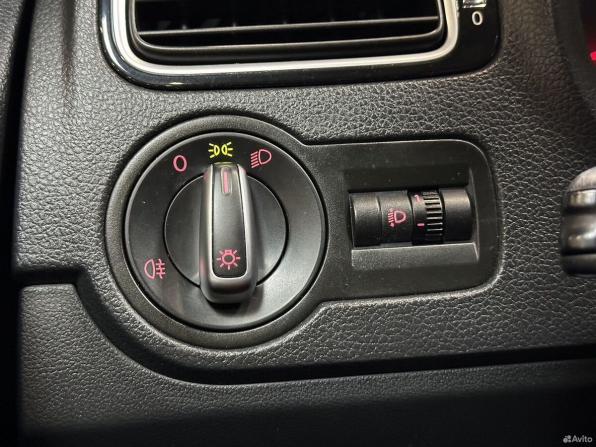 Volkswagen Polo V Рестайлинг с пробегом 2018 года, цена 1 325 000 рублей, 96269 км, седан, Автокод Объявления