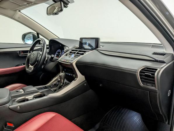 Lexus NX I Рестайлинг с пробегом 2021 года, цена 4 500 000 рублей, 58419 км, внедорожник, Автокод Объявления