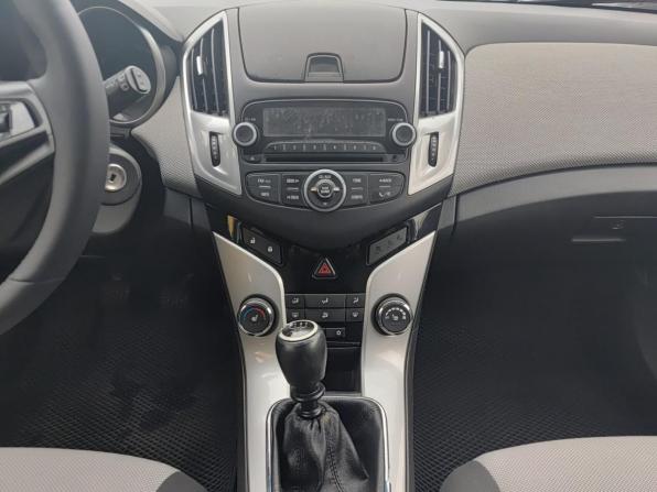 Chevrolet Cruze I Рестайлинг с пробегом 2014 года, цена 625 000 рублей, 251447 км, хэтчбек, Автокод Объявления