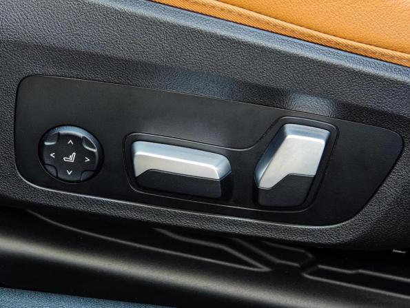BMW 3 серии VII (G2x) Рестайлинг с пробегом 2022 года, цена 5 090 000 рублей, 32494 км, седан, Автокод Объявления