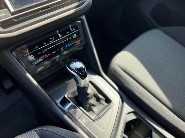 Volkswagen Tiguan II Рестайлинг с пробегом 2022 года, цена 2 850 000 рублей, 71852 км, внедорожник, Автокод Объявления